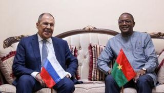 سيرغي لافروف في لقائه بنظيره البوركيني