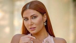 الفنانة هبة نور