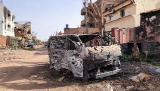 أثار الحرب المدمرة في السودان
