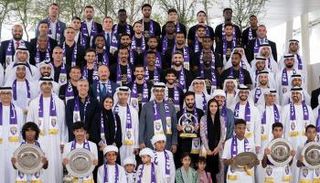 الشيخ محمد بن زايد آل نهيان يستقبل فريق العين