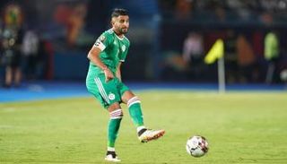 رياض محرز نجم منتخب الجزائر