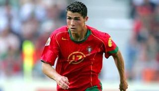 كريستيانو رونالدو في يورو 2004
