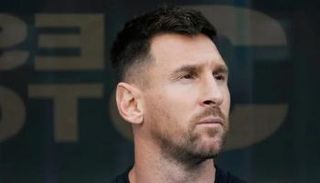 ليونيل ميسي قائد منتخب الأرجنتين