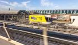 مطار دبي يتوقع استقبال 3.7 مليون مسافر خلال عطلات العيد والمدارس