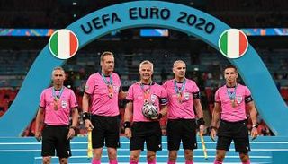 التحكيم في كأس أمم أوروبا