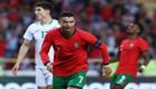 زين يومه التاريخي بثنائية.. كريستيانو رونالدو يحتكر كرة القدم