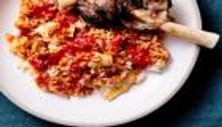 بالخطوات.. طريقة عمل الفتة بالموزة الضاني في المنزل "على أصولها"