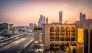 نموا بـ3.9% في 2024.. مصرف الإمارات المركزي متفائل بشأن الاقتصاد