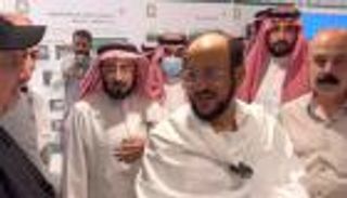 فيديو لوزير الشؤون الإسلامية السعودي مع حجاج غزة يثير تفاعلا واسعا