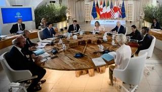 قمة مجموعة السبع