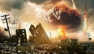 مشاهد لدمار جراء انفجارات 