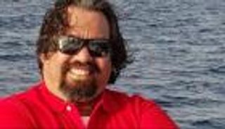 وفاة طيار مصري في الجو.. الطائرة غيّرت مسارها