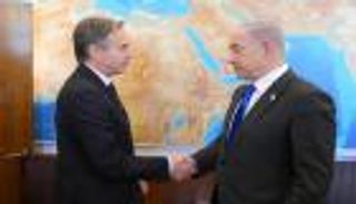 «شحنة القنابل».. هل ألغت أمريكا القيود على إمدادات الأسلحة لإسرائيل؟