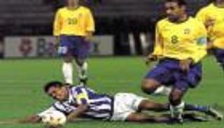 تاريخ بطولة كوبا أمريكا.. انسحاب الأرجنتين يطرد البرازيل قبل 23 عاما