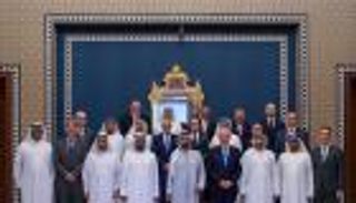 محمد بن راشد: دبي مطار العالم وحلقة وصل بين الحضارات