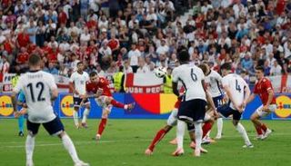 مباراة الدنمارك وإنجلترا