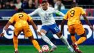 كيفية مشاهدة البث المباشر لمباراة فرنسا وهولندا في يورو 2024