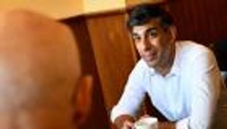 تحقيق في توقيت قاتل.. مزاعم مُراهنة تفاقم أوجاع سوناك