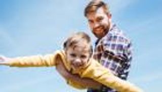 يوم الأب 2024.. أفكار للاحتفال مع الرجل الذي لا يسد غيابه أحد