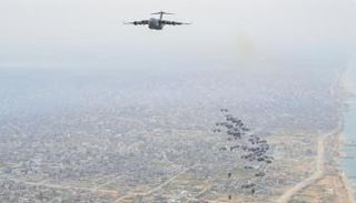 المساعدات الإماراتية إلى غزة