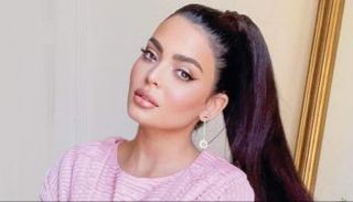 الفنانة أسماء جلال 