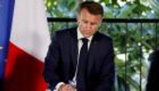 قبل أسبوع من الاقتراع.. اليمين المتطرف «يلتهم» معسكر ماكرون