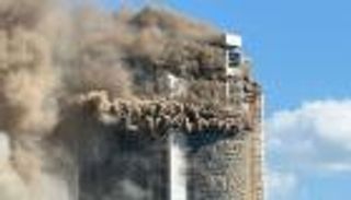 حريق يلتهم مبنى سكنيا من 26 طابقا في كازاخستان.. فيديو مخيف