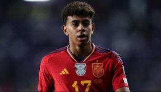 لامين يامال نجم منتخب إسبانيا الواعد