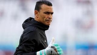 عصام الحضري
