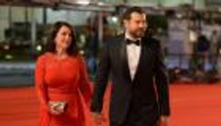 رسالة مؤثرة.. أول تعليق من عمرو يوسف على إصابة كندة علوش بالسرطان