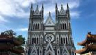 «كنيسة شيشيكو».. أكبر كنائس الصين 