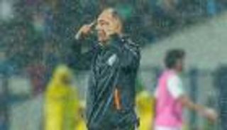 &laquo;الشعوذة&raquo; تنهي رحلة مدرب الهند