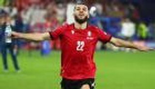 رحالة بأصول فرنسية.. قصة جورجيس ميكاتدزي هداف يورو 2024