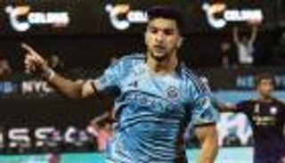 أرقام كارثية.. «مدلل» منتخب الجزائر في مرمى النيران