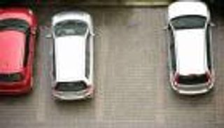 «ركنة سيارة» في مصر بـ2000 جنيه.. «قرى الأثرياء» تبوح بأسرارها