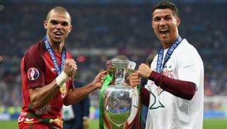 كريستيانو رونالدو وبيبي - منتخب البرتغال