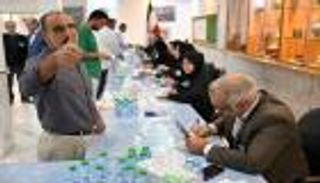 «رئاسيات إيران».. جليلي وبزشكيان يتبادلان الصدارة في النتائج الأولية