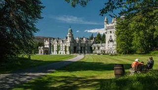 قلعة بالمورال