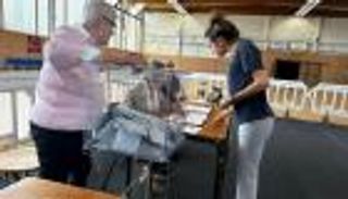 المؤشرات الأولية لانتخابات فرنسا.. اليسار يتصدر بأقاليم ما وراء البحار