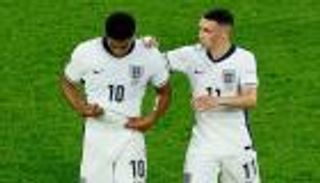 كيفية مشاهدة البث المباشر لمباراة إنجلترا وسلوفاكيا في يورو 2024