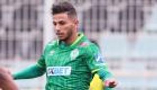 الأغلى في الدوري المغربي.. 4 معلومات عن الجزائري يسري بوزوق