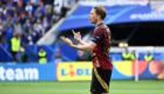 وصف صحفيا بـ«الغبي».. دي بروين ينفجر بعد إقصاء بلجيكا (فيديو)