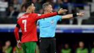 بعد دموع كريستيانو رونالدو.. هل خسر لقب هداف يورو 2024؟