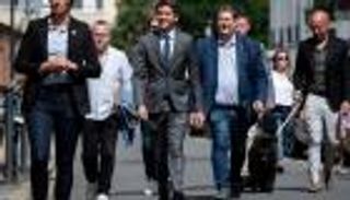 «انسحابات ممنهجة» بانتخابات فرنسا.. مخاض «يُسقط» 200 مرشح