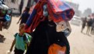 معظم سكان غزة نازحون.. دوامة بحث يائس عن المأوى والأمان