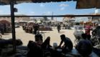 بعد أوامر إسرائيلية بالإخلاء.. الشارع ملاذ سكان غزة