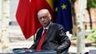 تركيا «تغلق» حدودها مع سوريا.. وأردوغان يتحدث عن «مؤامرة»