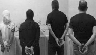 المتهمون بعد القبض عليهم