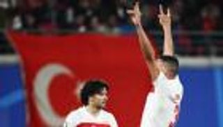 بعد احتفال «الذئب».. تضارب بشأن مصير ديميرال في يورو 2024