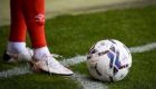 غرائب الساحرة المستديرة.. فريق برازيلي يسجل هدفا دون لمس الكرة (فيديو)